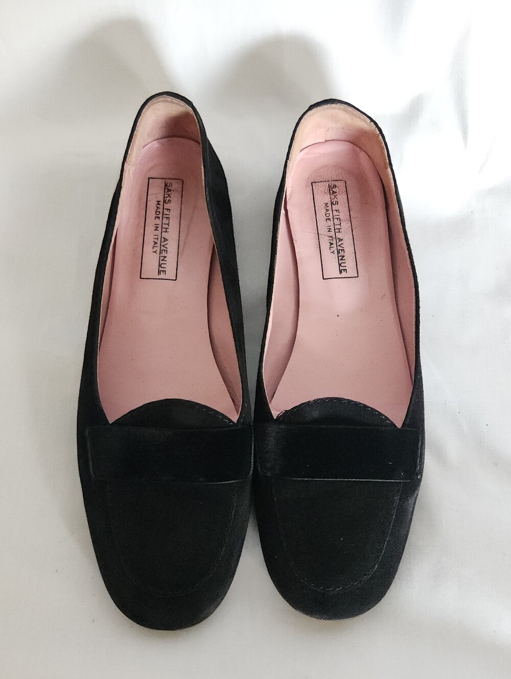 Saks 5th Avenue Vintage Black Suede Flat Loafer 8 Pink Insole Balletcore